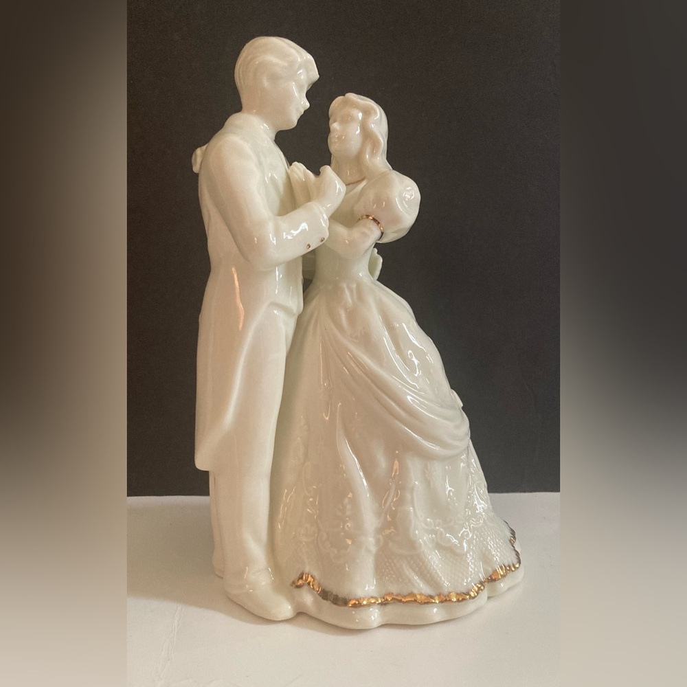 Formalities By Baum Bros. Dancing Man Woman Bride Groom Music Box Figurine 8”
